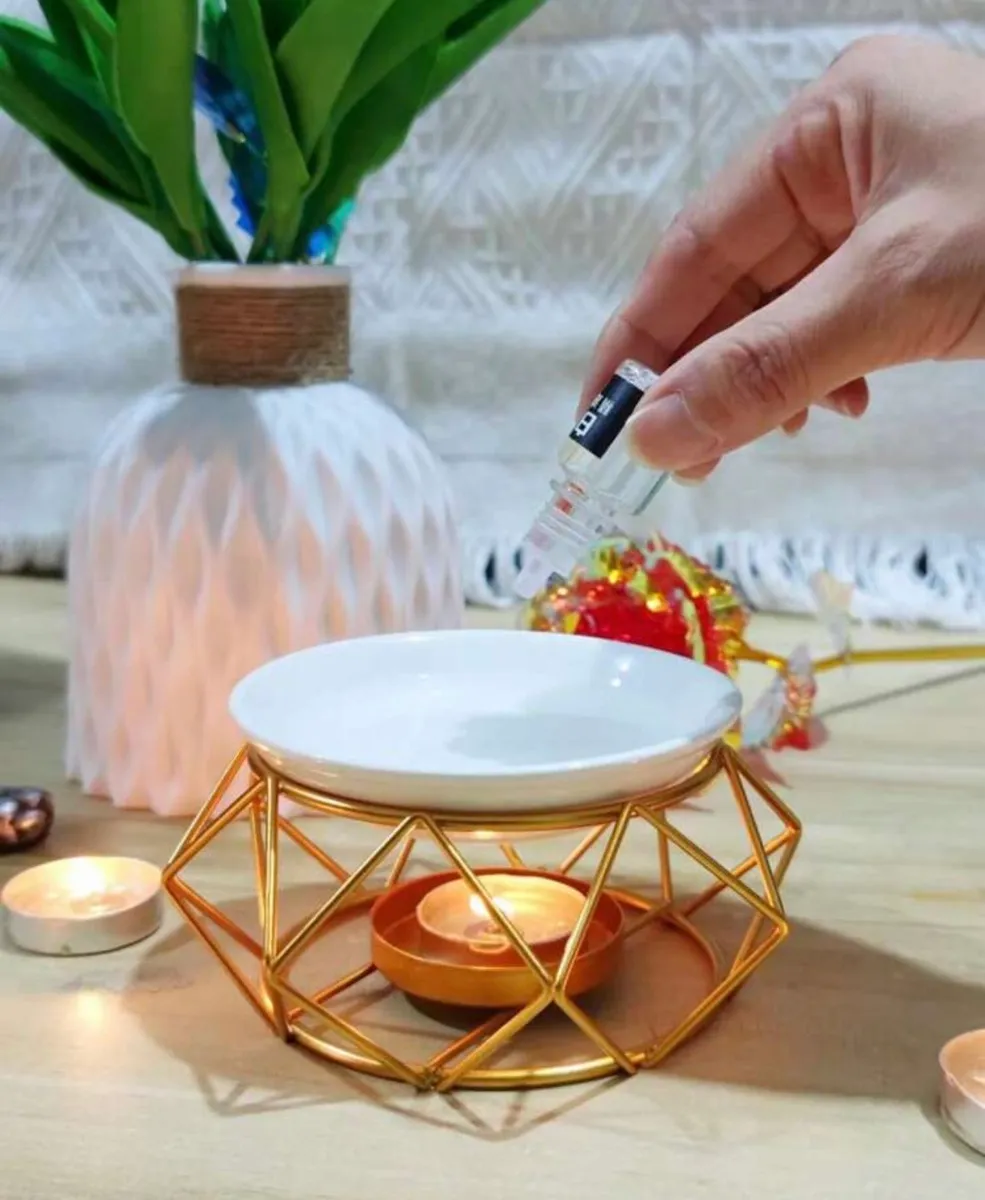 Candle holder for essential oil (gold)